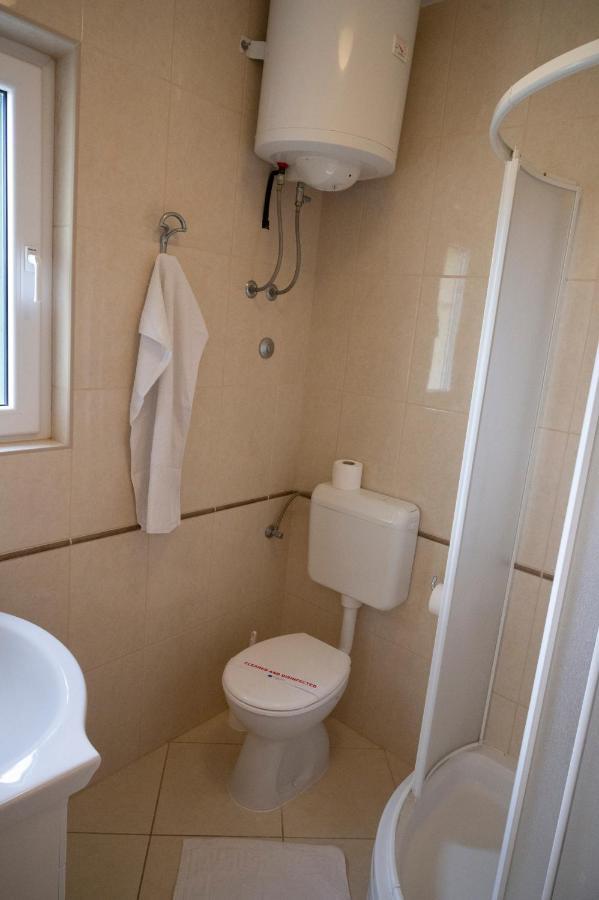 Beach Apartments Marijana Водице Екстериор снимка