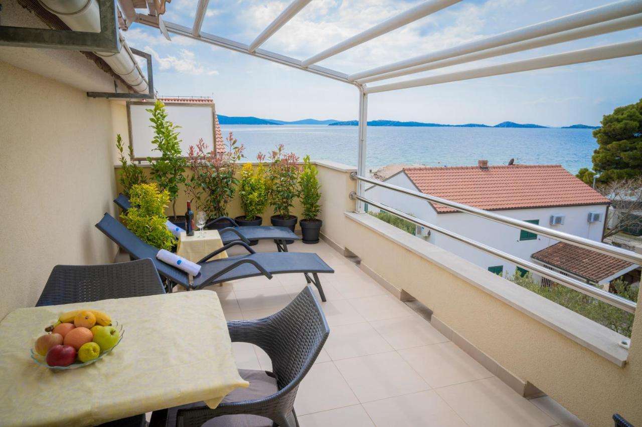 Beach Apartments Marijana Водице Екстериор снимка